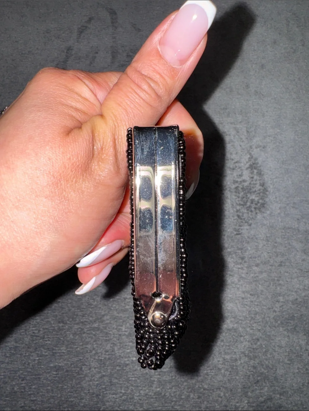 La Regale - Black Beaded Chain Clutch